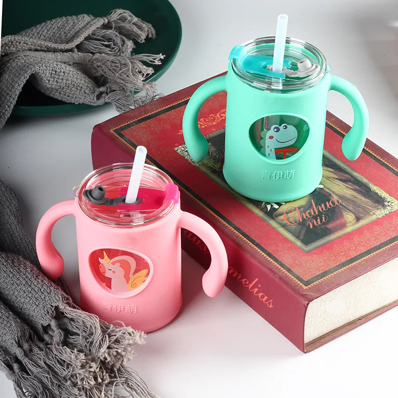 Eco Friendly Microwave Heated High Quality Glass Cartoon Kids Milk Cup Babies Water Bottle with Handle