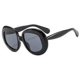 New Arrival Women's Designer Oversized Sunglasses UV400 Acrylic Lens PC Frame Custom Logo Strong Metal Hinge Fashion Trendy 12