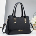 2025 New Fashion Trend Women's High-End Handbag with Retro European Style Large Capacity Zipper Closure Shoulder Bag Portable
