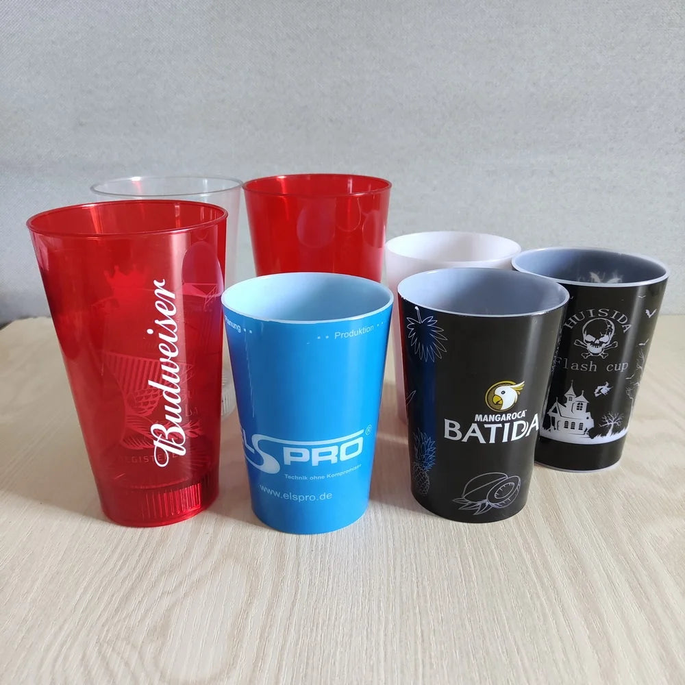 500ml LED Flashing Plastic Tumbler Cup with Customized Logo Modern Design for Party Occasions