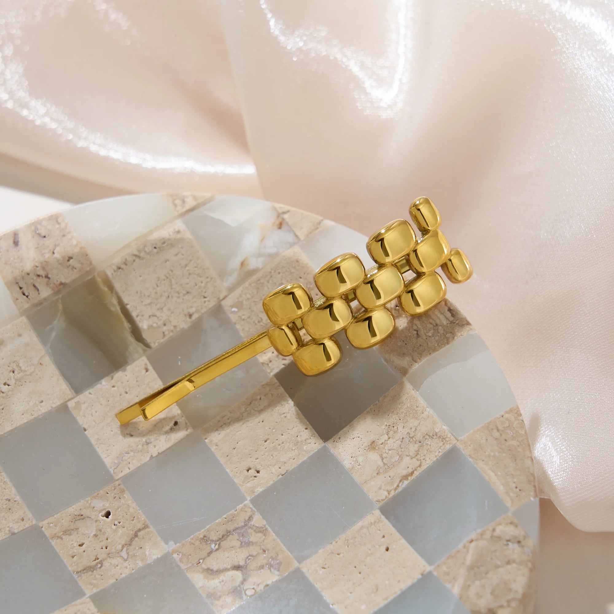 2025 Dazan New HOT INS 18k Gold Plated Stainless Steel High End Vintage Strap Design Hair Clip Hair Accessories Lady Jewelry