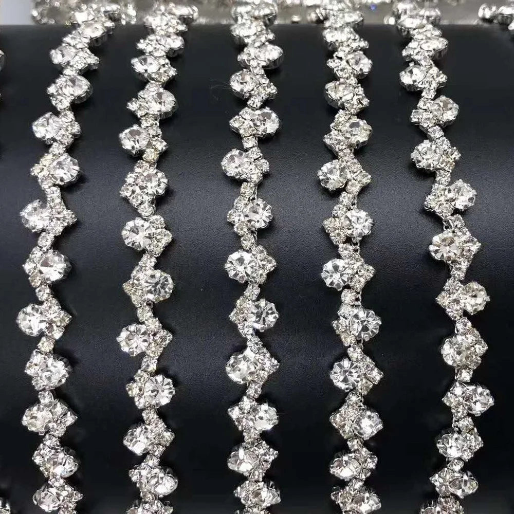 S258 Factory Supply Cheap 9mm Crystal Cup Chain Sewing on Strass Rhinestone Chain Trim Yard