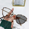 2023 Fashion Retro Color-changing Anti-blue Glasses Metallic Plain Mirror Female Cat's Eye Optical Glasses Frame