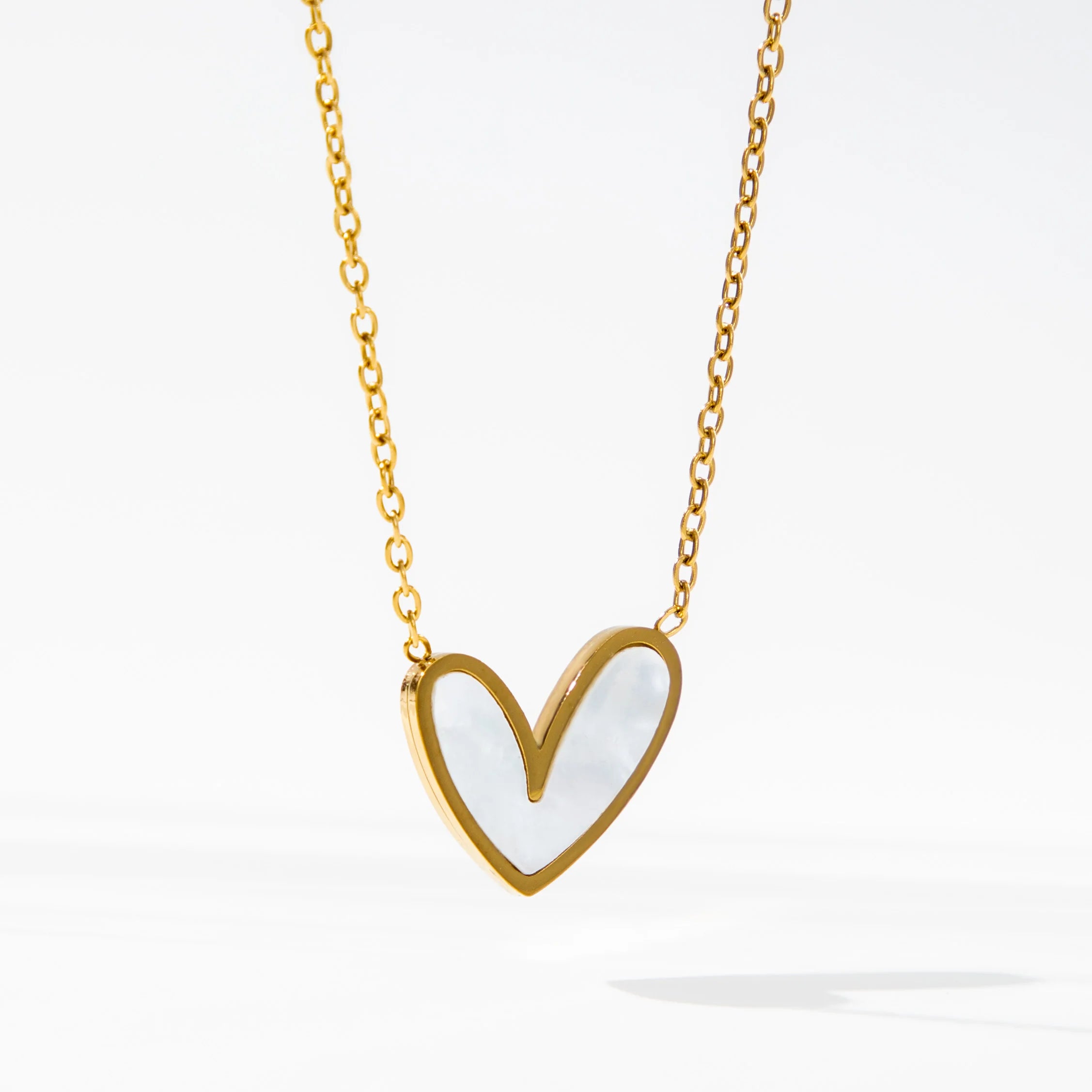 YF3059 Non Tarnish Jewelry Waterproof Dainty Cute 18k Real Gold Plated Stainless Steel Shell Heart Pendant Necklace