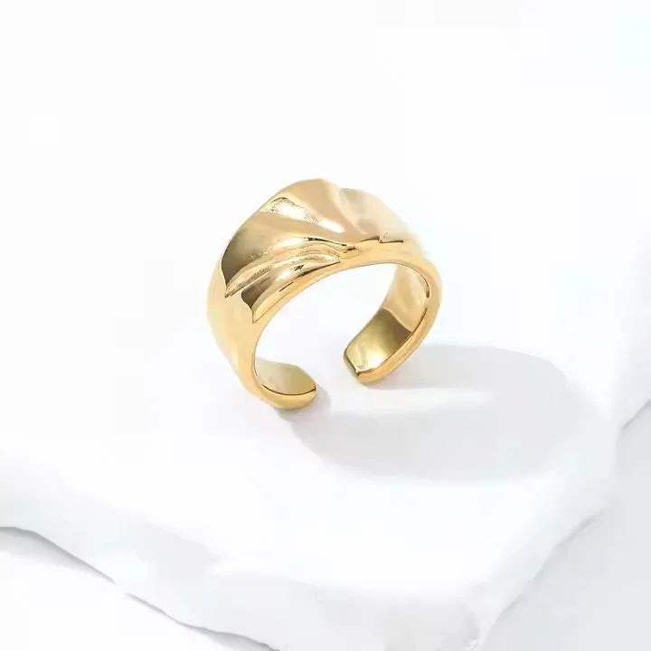 Customized High Quality Women Minimalist Statement Charm Jewelry Geometric Exaggerate Wide Wrinkled Opening Ring