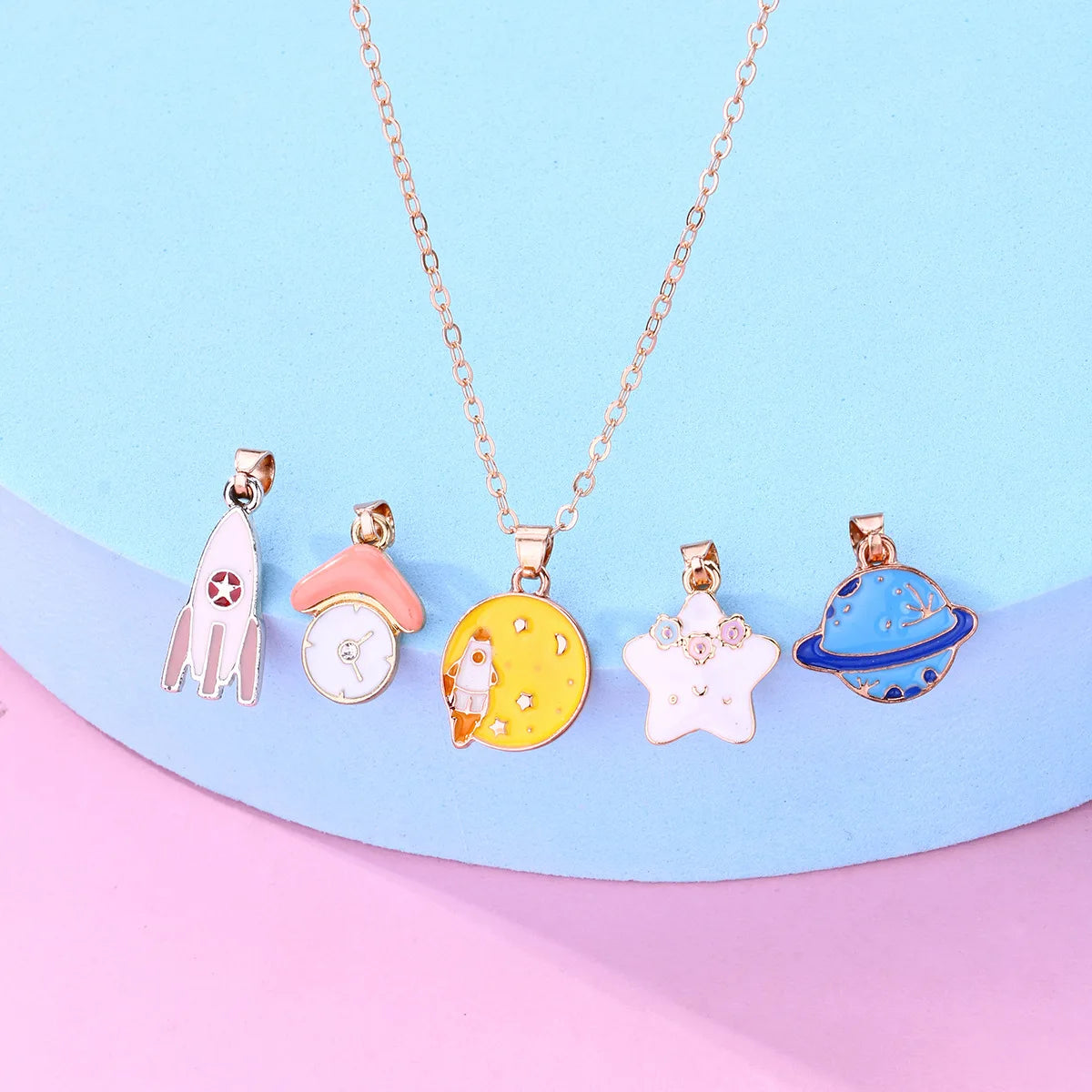 Wholesale Children Cartoon Enamel Cute 5 Removable Space Planet Dripping Oil Pedants Necklace Set Interchangeable Pendant Kids
