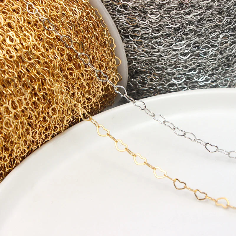 Wholesale Roller Chains Brass Real Gold White Gold Heart Shape Chain for Jewelry Manufacturing Supplier