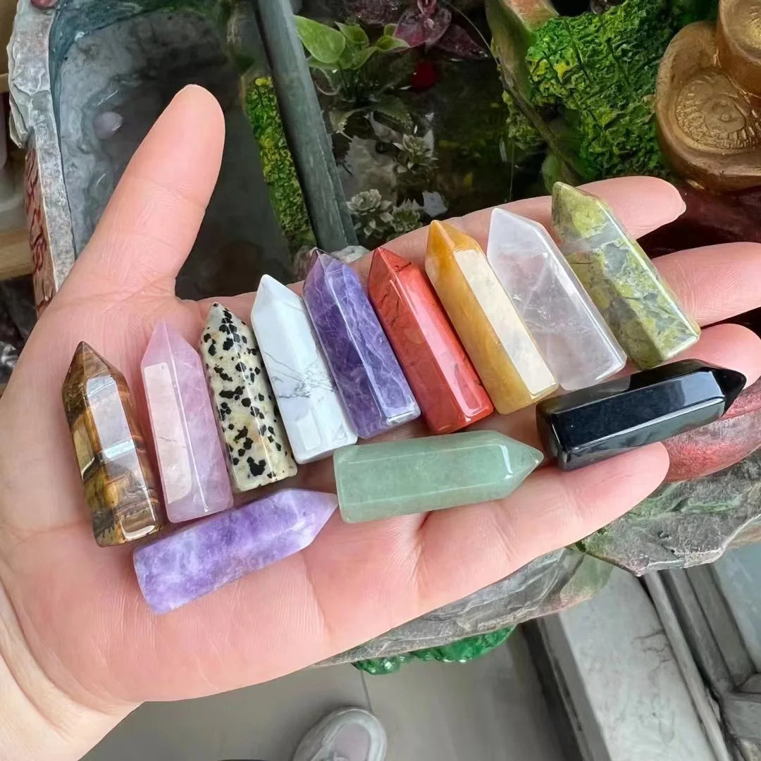 New Arrival 1.5 Inch Natural Red Jasper Crystal Hexagonal Prism Carving Raw Technique Stone Ornament for Home Desk Decoration