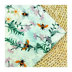 Low MOQ Lovely Bees Floral Printed 100% Cotton Poplin Fabric Woven Lightweight Girls Boys Dress Skirts Fabric