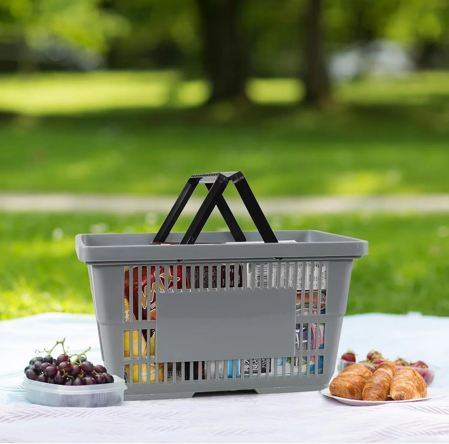 Supermarket Double Handle Plastic Shopping Basket with Collapsible PP Material for Daily Use