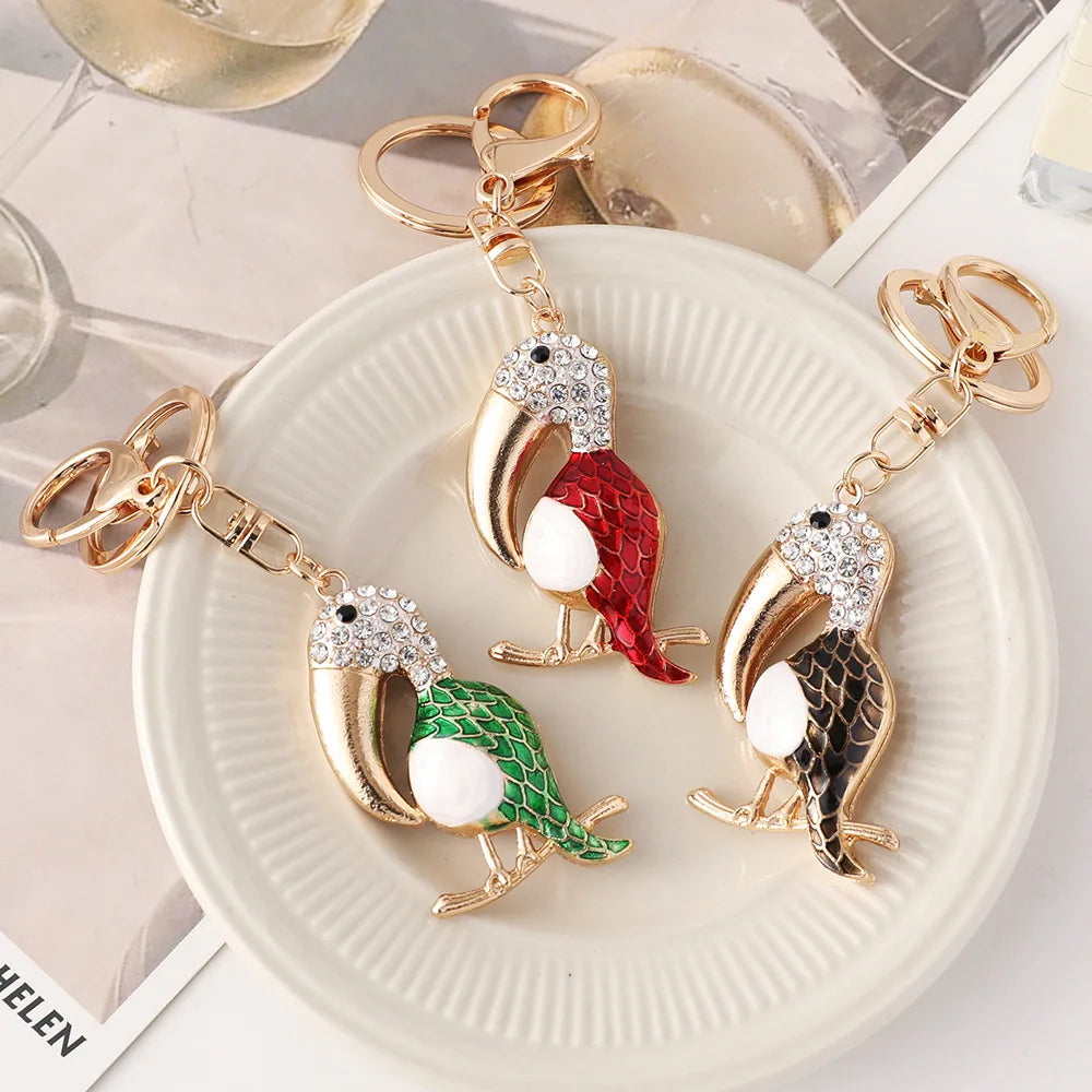 Cartoon Rhinestone Crystal Bird Charm Keychain Red Green Enamel Toucan Bird Car Keychain Souvenir Promotional Gift