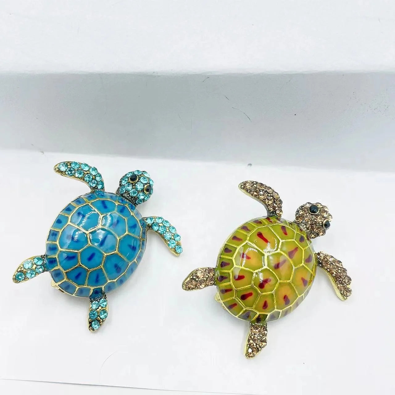 Vintage Enamel Rhinestone Sea Turtle Brooch Alloy Plating Children's Wedding Engagement Gift Party Accessory Pins