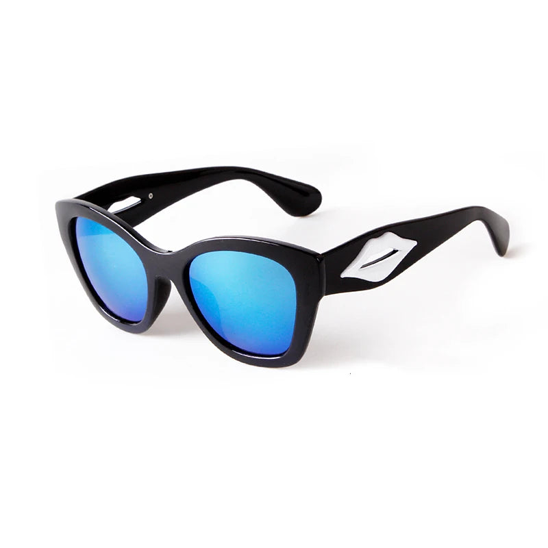 ADE WU STY-HL207 Fashion Retro Square Sunglasses Women Lip Decoration Temple Shades Men Vintage Cat Eye Sun Glasses UV400 Female