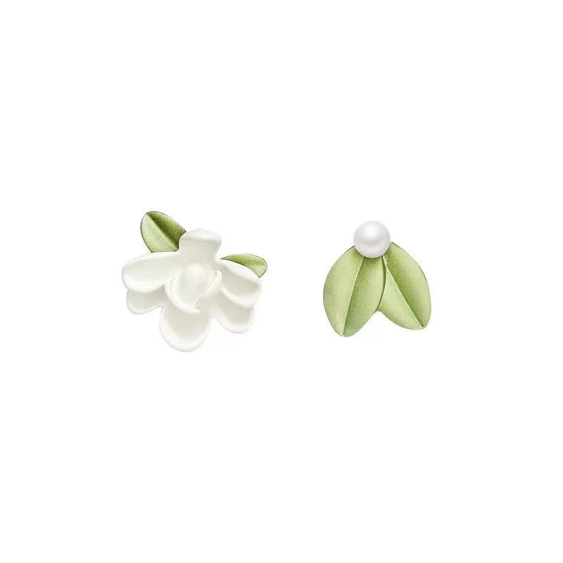 AA01019 925 Silver Needle Pearl Flower Premium Sense Stud Ins Asymmetric Summer Earrings