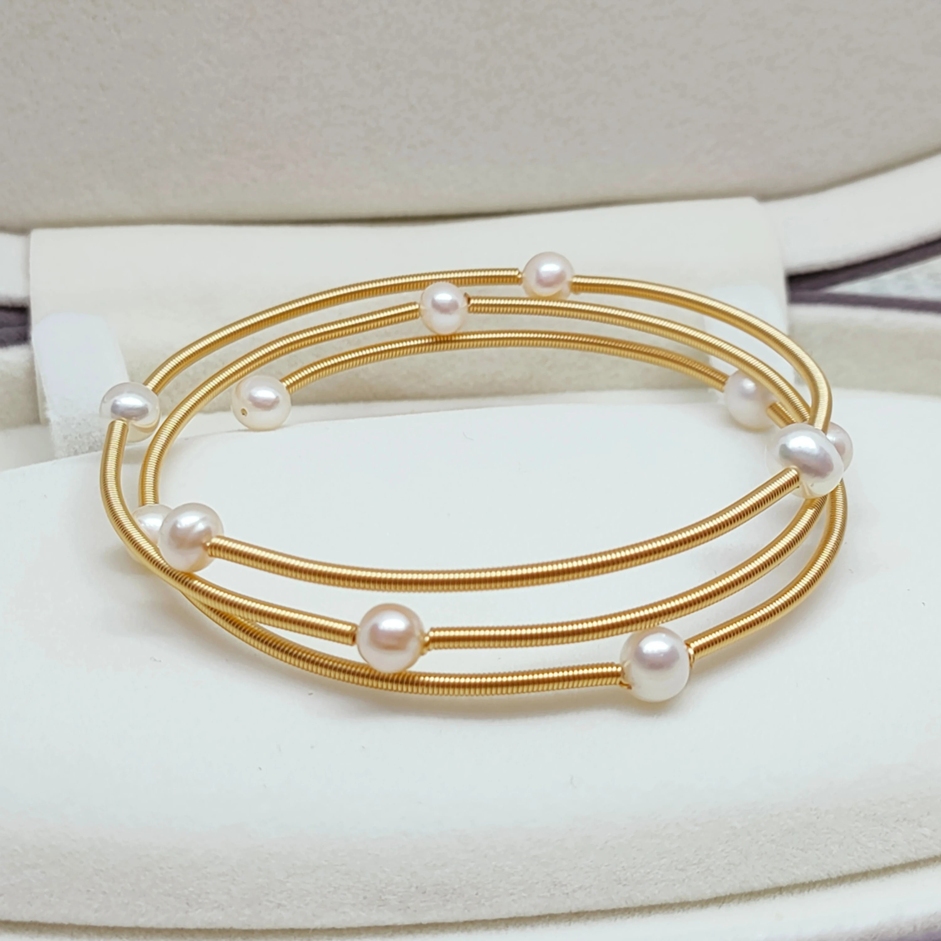 Factory Direct Sale Three-Layer Brass 5-6 mm Freshwater Pearl Bracelet Potato Shaped Winding Steel Bracelets Bangles