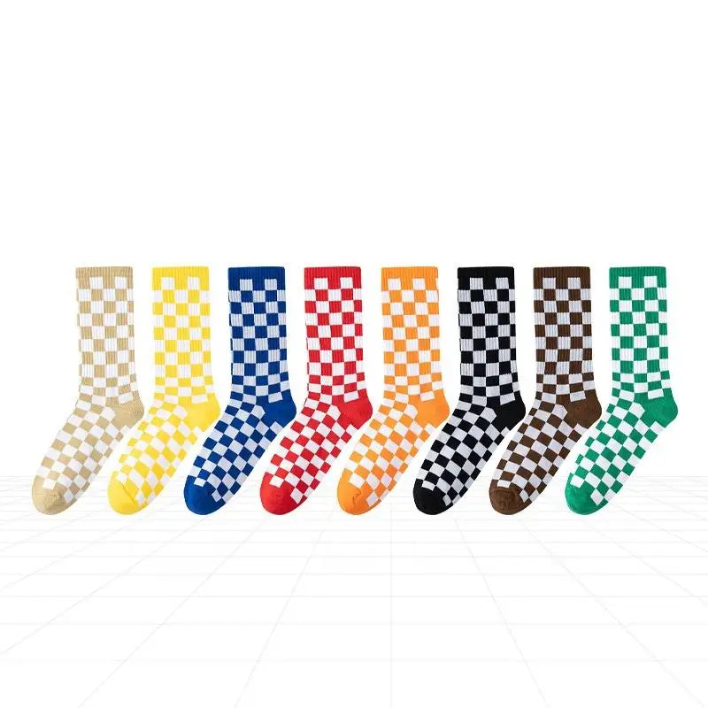 Wholesale Unisex Checkerboard Crew Socks Fashionable Hip Hop Style Anti-Bacterial for Autumn Streetwear Men's and Women's