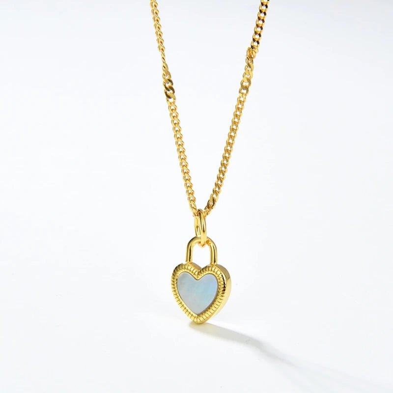 Melynn Mother of Pearl Natural Black Onyx Pendant Necklace 925 Sterling Silver 18k Gold love Heart Pendant Necklaces