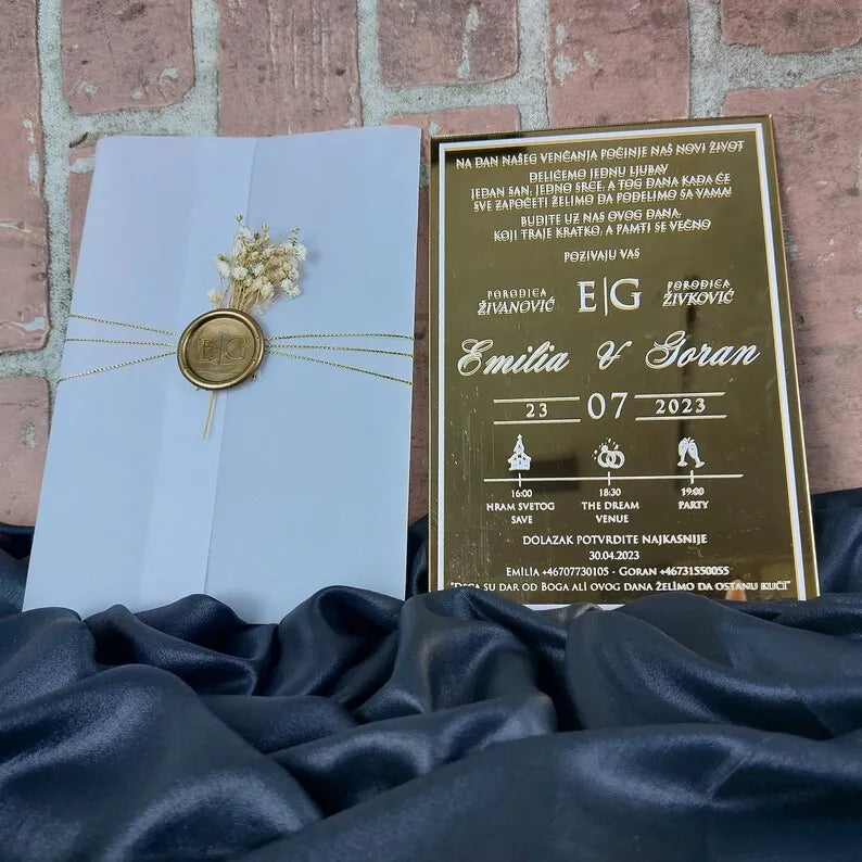 Luxury Gold Mirror Plexiglass Vellum Wrap Jacket Acrylic Wedding Invitation Card With Wax Seal and Dried Flower for Quinceanera