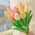 High-End PU Artificial Tulip Bouquet Home Silk Flower Decoration Christmas Stock Fake Flower Imitation