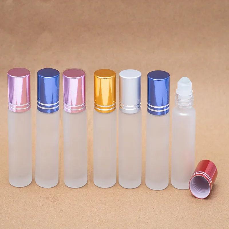 Customized 3mL-15mL Perfume Essential Oil Packaging Bottles Popular Flint Roller Design for Lip Balms and Face Cream