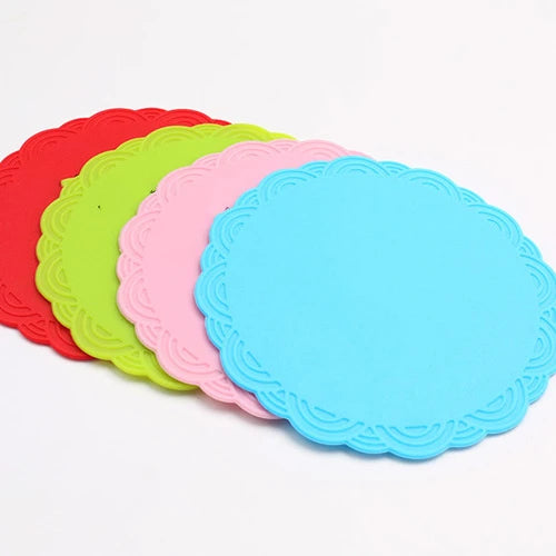 OEM Scald-Proof Anti-Slip Rectangle Table Mat Scale Hot Sale Classic Style Foldable Dish Mat for Dinner Set Silicon Placemat