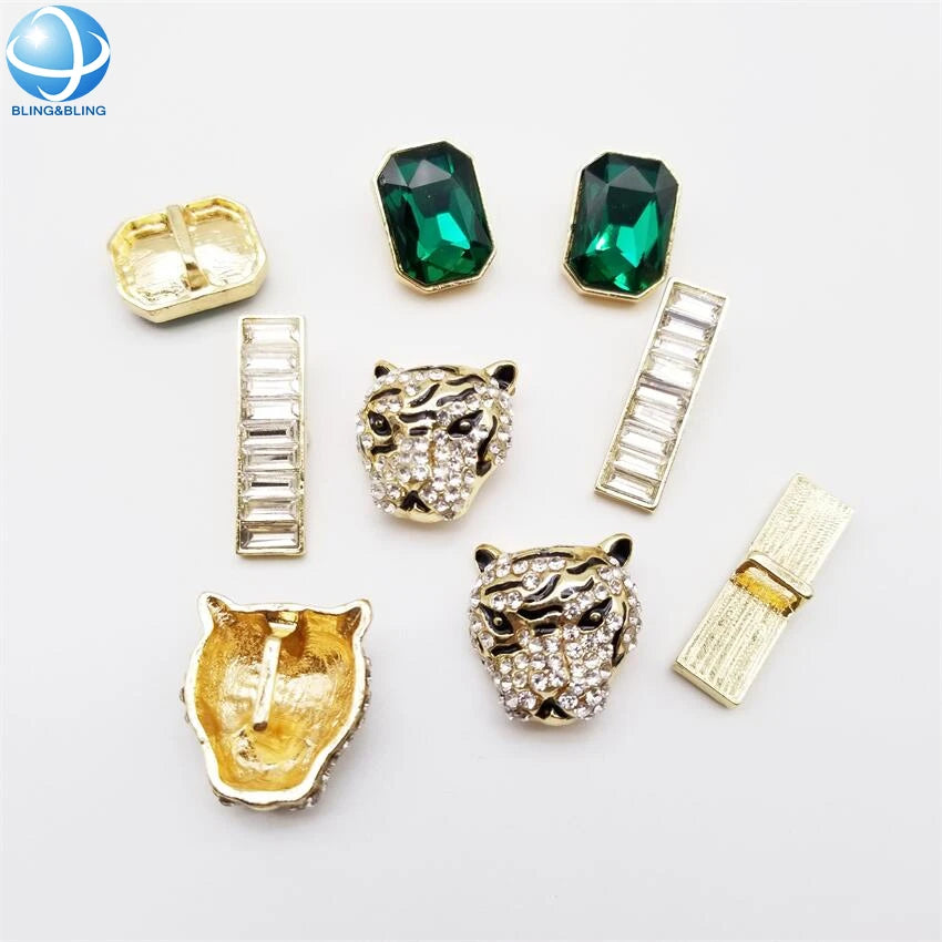 Wholesale tiger Shoelace Charms Sneaker Rhinestone Buckles Shoe Jewelry Ornament