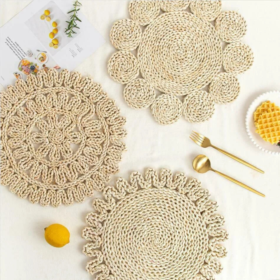 Homeplus Homeplus 2024 New Customized Sun Flower Boho Hand-woven Heat Resistant Corn Husk Table Decor Pads Tea Cup Mat Table Pads
