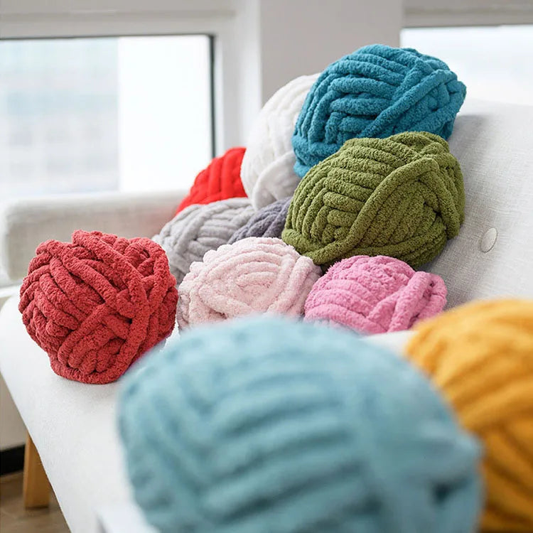 Free Provide Samples 2cm 100% Polyester Chenille Chunky Yarn for Weaving