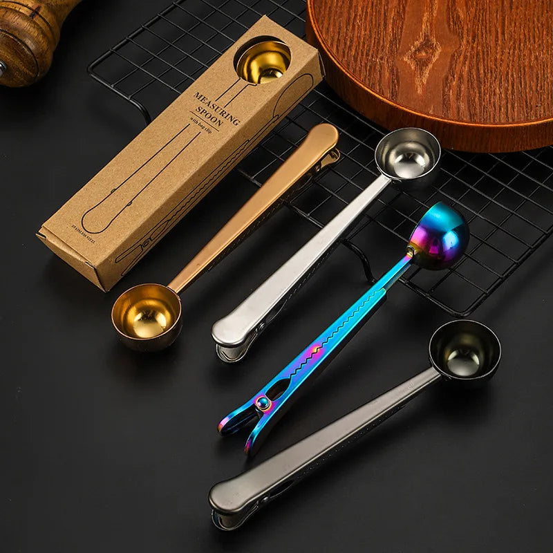 Custom Logo 15ml Golden Stainless Steel Multifunction Coffee Bean Spoon Measuring Scoop with Sealing Bag Clip Metal Material