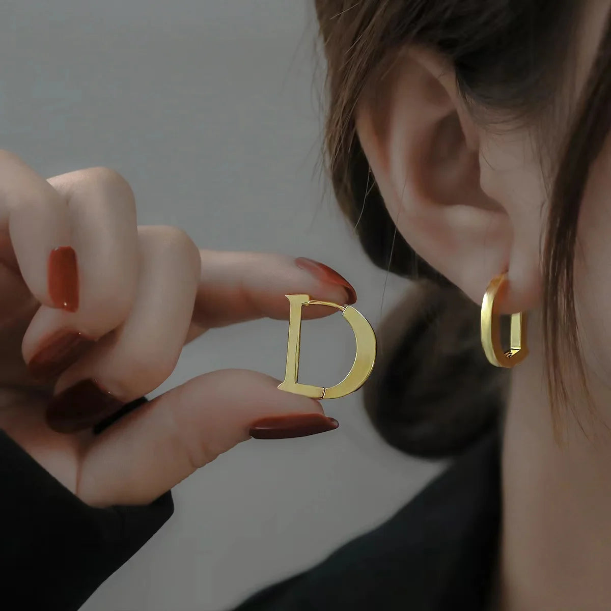 Trend Luxury Huggies Stainless Steel 18k Gold Plated Letter D Hoop Earrings Woman