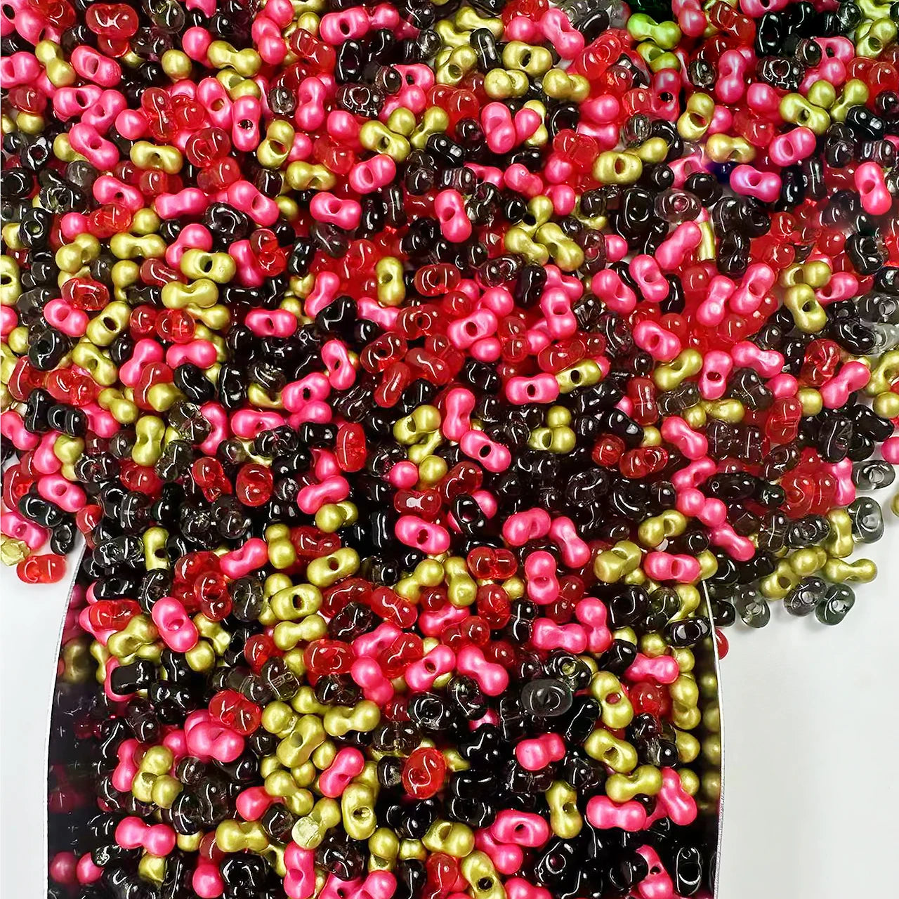 Wholesale Shiduomei 6x4mm Peanut Glass Beads Multiple Colors China Origin for DIY Bracelet & Necklace Making