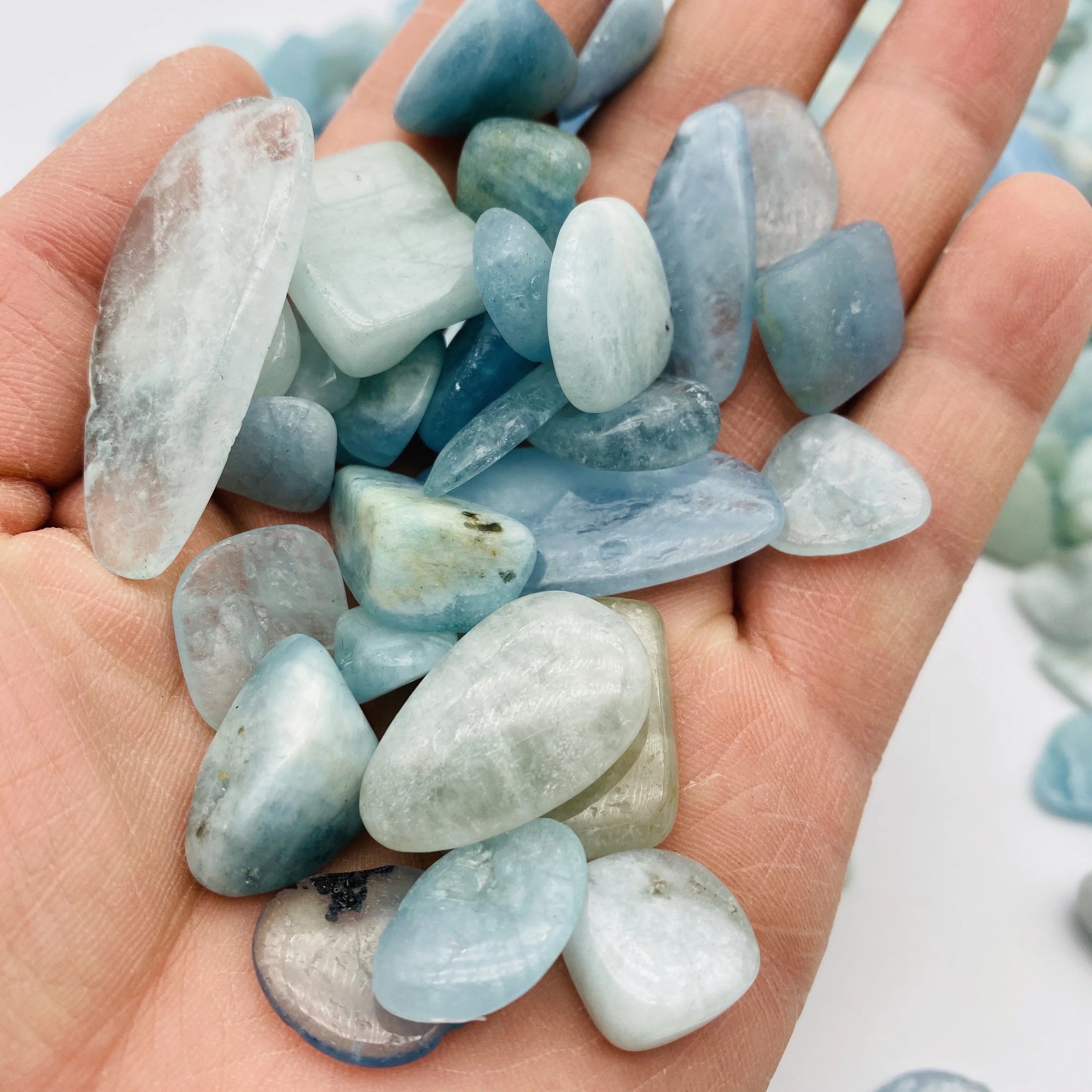 Natural Polished Blue Gemstone Crystal Gravel Aquamarine Tumbled Stones