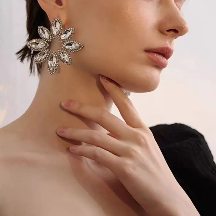 Luxury Shiny Crystal Rhinestone Multi-layer Necklace for Women Exaggerated Flower Stud Earring Fashion Bride Wed Jewelry Set
