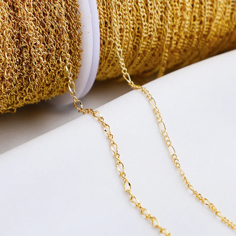 Bulk 14k Gold Plated Brass Figaro Chain Figure 8 Shaped Connector Chain for Jewelry Making