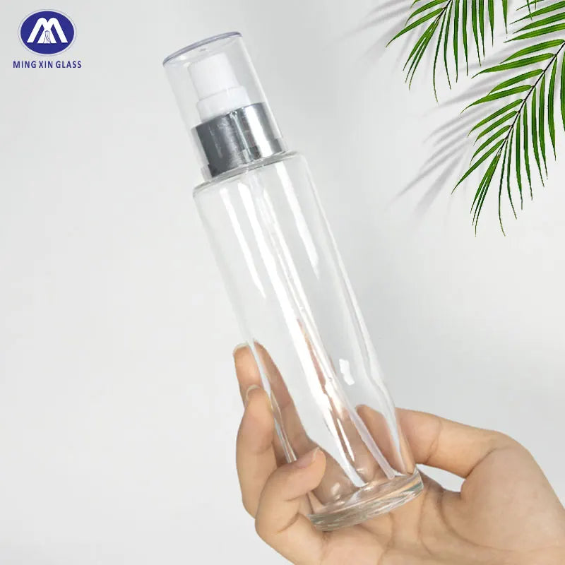 Hot Selling Elegant 120ML Luxury Clear Glass Spray Bottle Flat Shoulder Easy Screw Cap Dropper for Essential Oils Mist Sprays