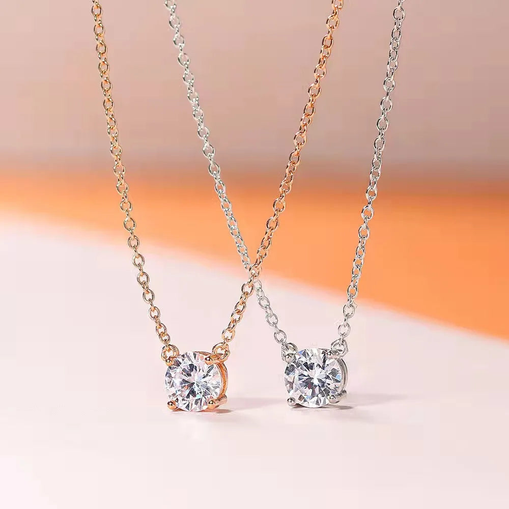 18K Gold Plated Chain Classic Four Claw Diamond Zircon Heart Necklace Charm Heart Crystal Pendant Necklace for Women Girls Gift