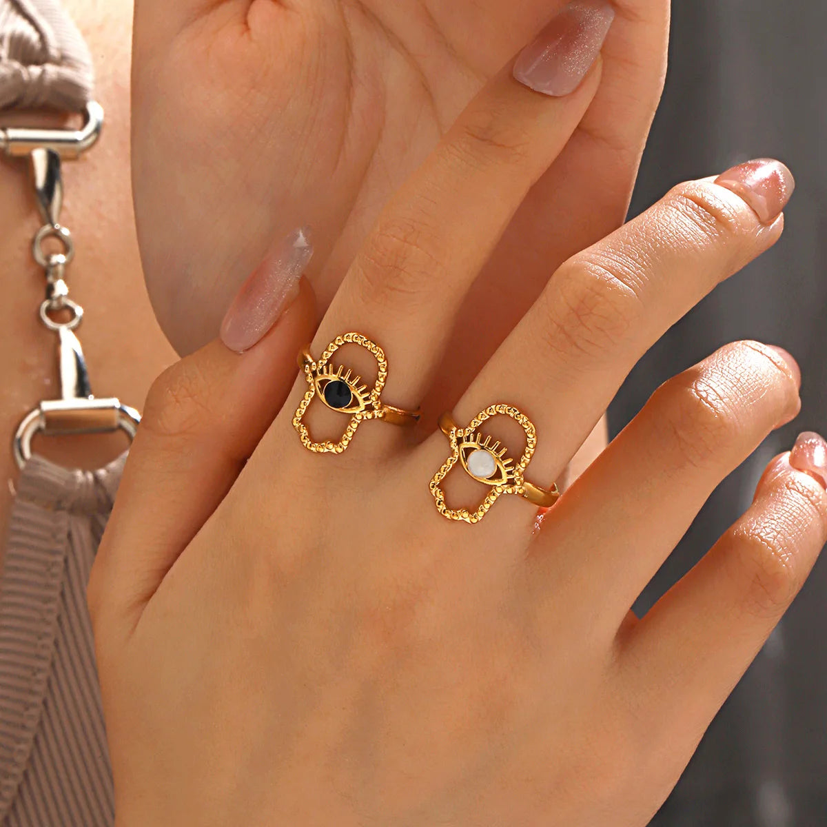 European American Fashion Stainless Steel 18K Gold Plated Enamel White Black Eye Hamasa Hand Evil Eye  Ring