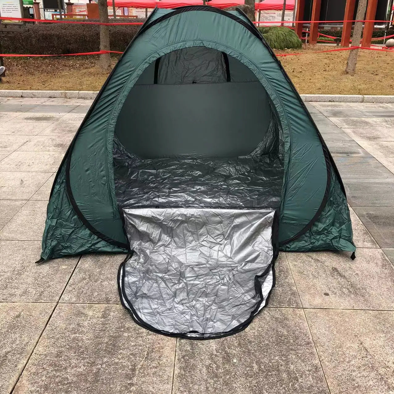 Stock  Outdoor  Folding Simple 3-4 People Quick Opening Rain Proof Beach Full Automatic Camping Tent