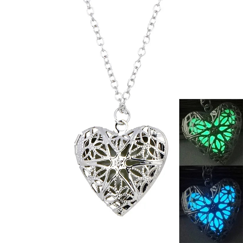 Welwish Hot Sale Pendant Necklace Jewelry Popular Hollow Metal Heart Shape Luminous Necklace