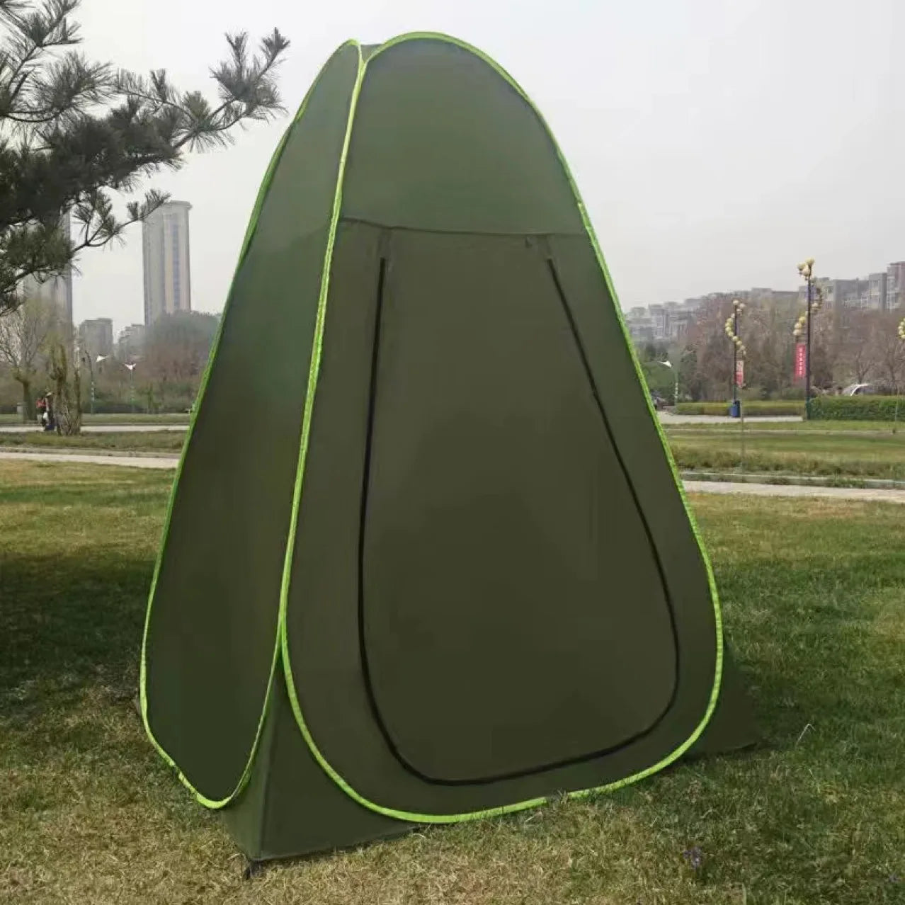 170T Polyester Outdoor Shower Tent Wear-Resistant Camping Awning with Privacy for Fishing Wear