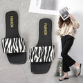 Summer New Flat Women Slippers Beach Leisure Checkerboard One Word Slippers