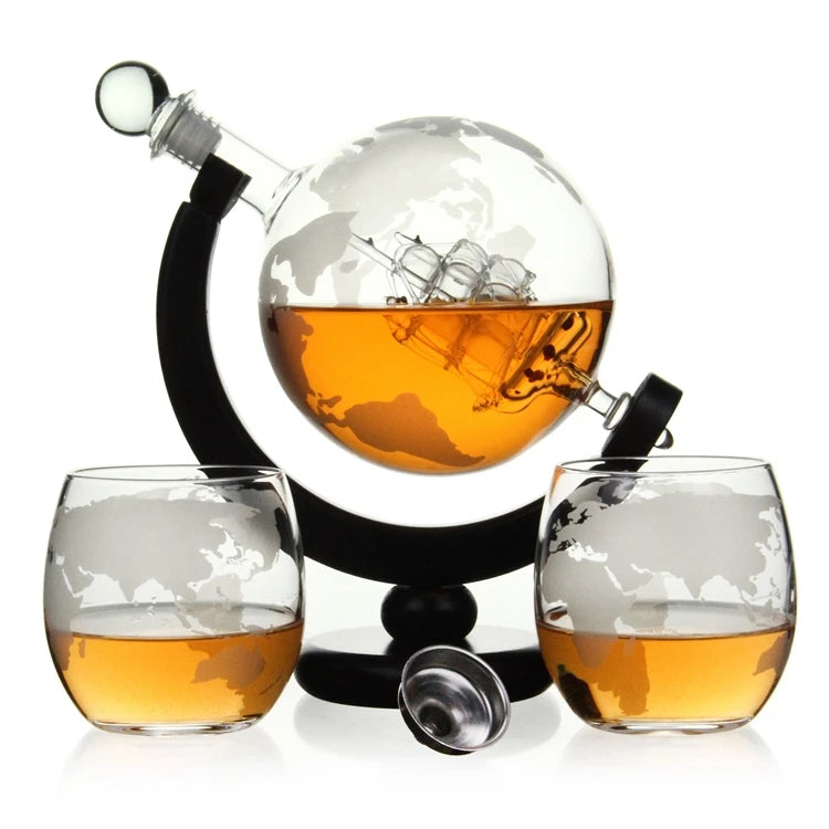 JA Fathers Day 850ml Hand Made Glass Globe Whiskey Vodka Bourbon Whisky Decanter Decanter Set with Round Shape Wooden Base