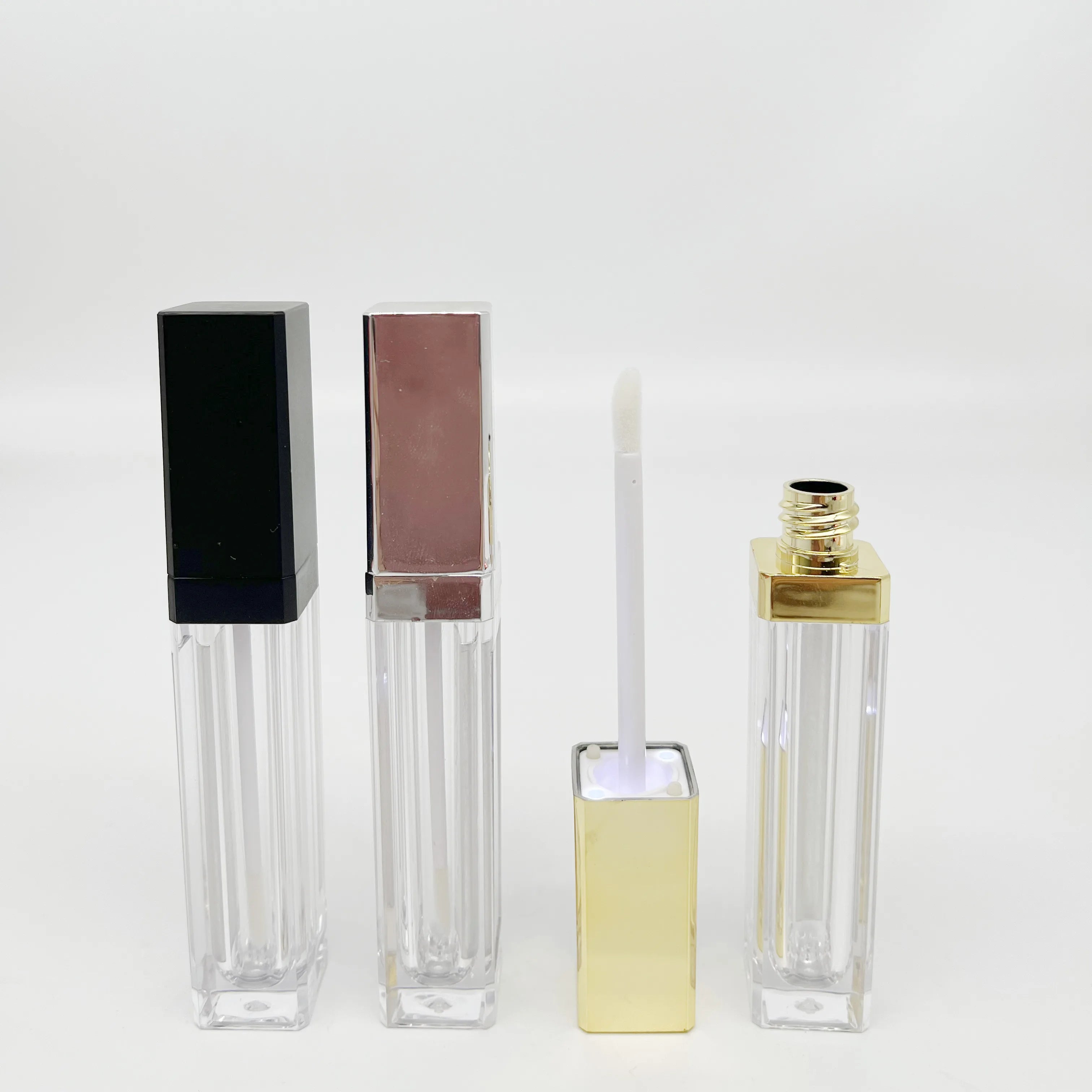 In Stock Custom logo 7ml Lipgloss Containers Matte Black Gold Silver Private Led Light up Lip Gloss Tube with Light and Mirror