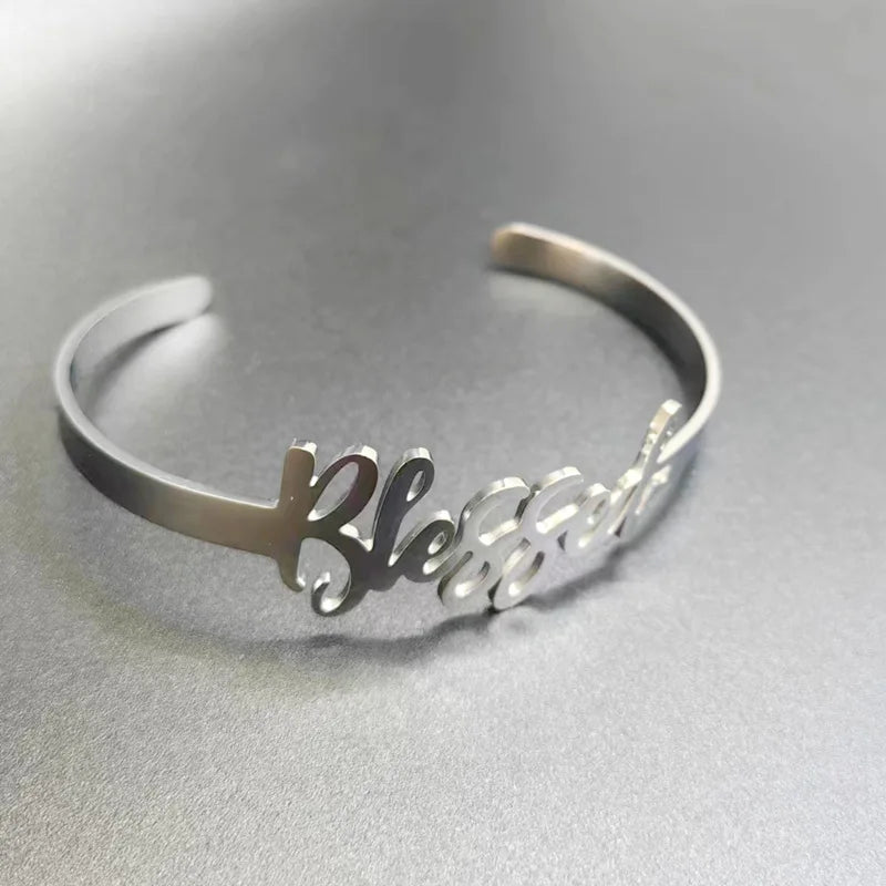 DAIHE Wholesale Custom Personalized Name Letter Bracelet Stainless Steel Cuff Bracelet Fashion Jewelry Bracelets  for Women