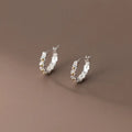 Wholesale 925 Sterling Silver Flower Earrings Middle Gold Color Daisy Clip Earrings for Women 2024 New