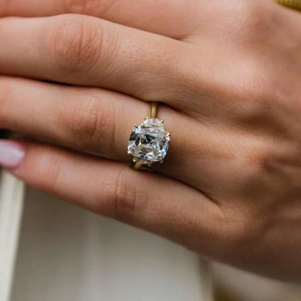 Jovovasmile 3.5Carat 10.25*8.25mm Old Mine Cut 18K Yellow Gold Moissanite Wedding Ring for Woman Engagement