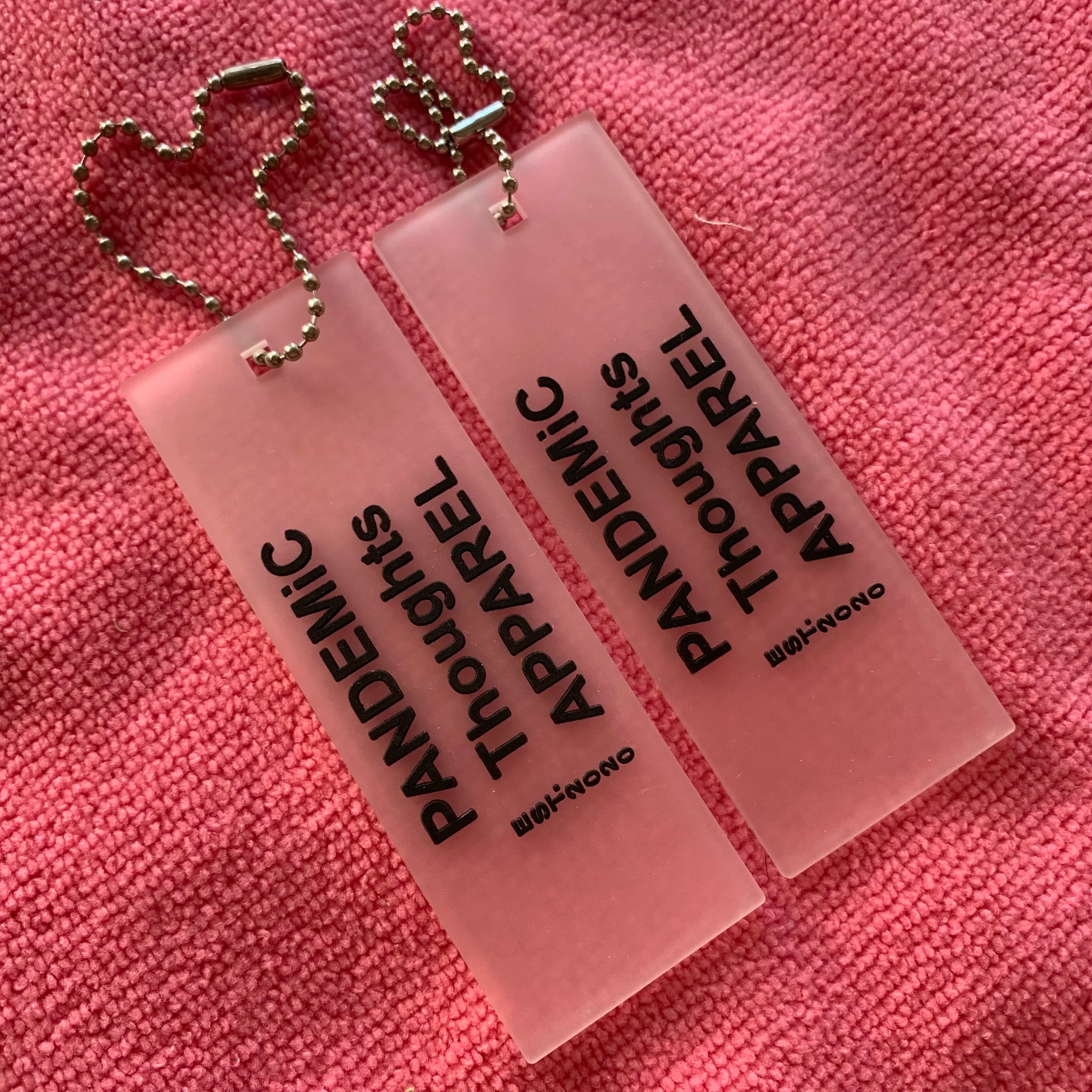 Handmade 3D Raised logo Transparent PVC Rubber Swing Tagclear Background Silicone Rubber Hangtag for Garment