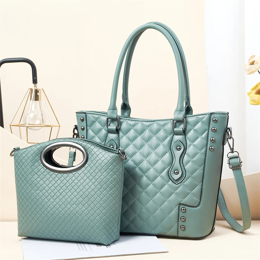 2022 New High Quality Simple Diamond Lattice Rivet Women Hand Bags Handbags Versatile Shoulder Cross Body Bag