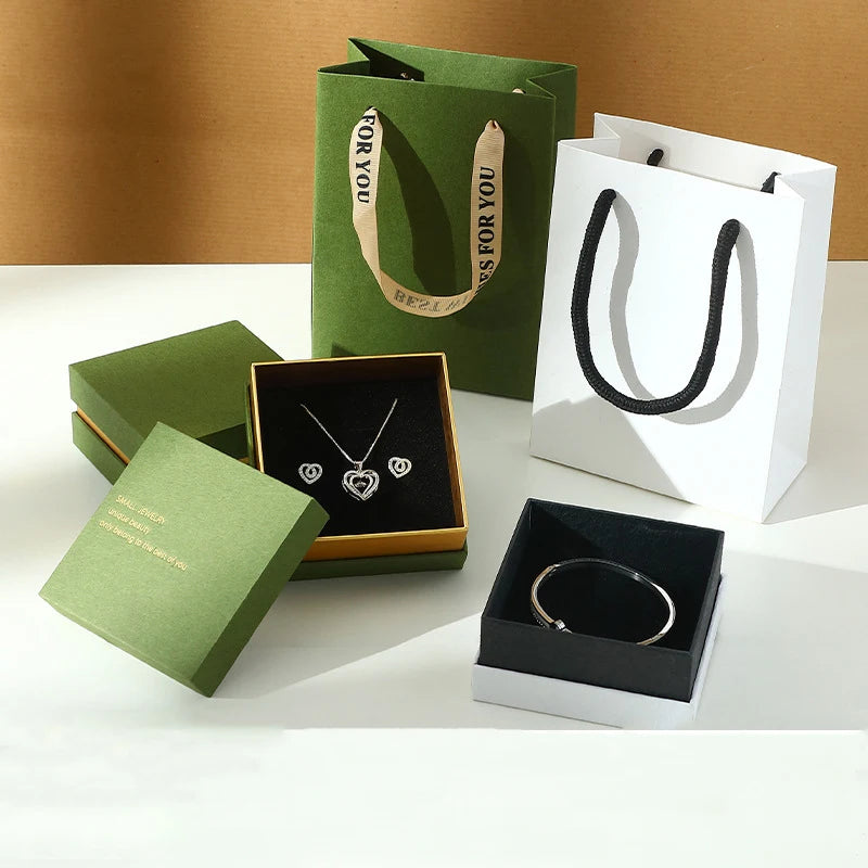 Wholesale Modern Jewelry Cases Storage Box Earrings Rings Portable Artpaper/Cardboard Packaging Customizable Shape Logo Lid