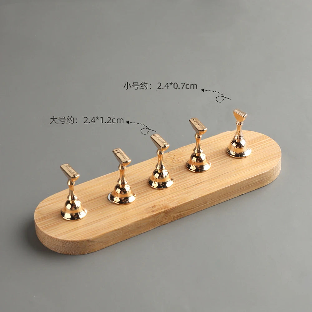 Multiple Sizes Nail Practice Holder Wood Base Nail Tips Holder Gold Silver Magnetic Nail Art Tips Display Holder